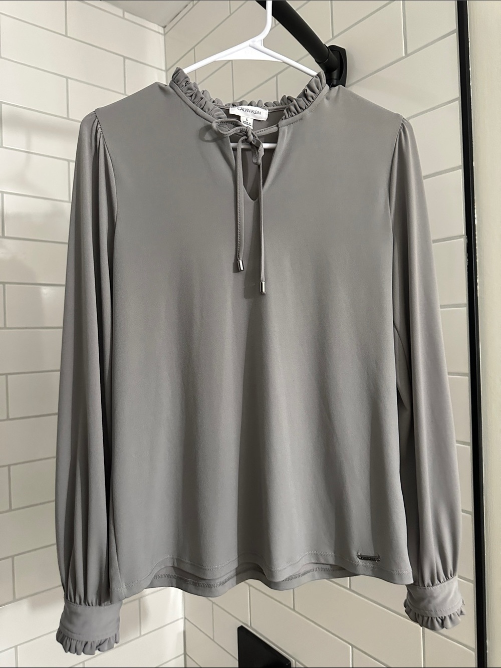 Calvin Klein Light Gray Ruffle Tie-Neck Long Sleeve Blouse